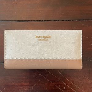 KATE SPADE NWT Spencer Slim Bifold Wallet